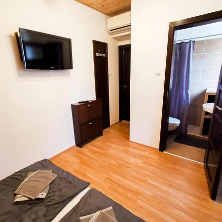 Greenfield Panzio 3* Kisoroszi