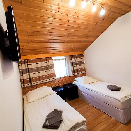 Bed & Breakfast Greenfield Panzio Kisoroszi