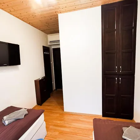 Greenfield Panzio 3* Kisoroszi
