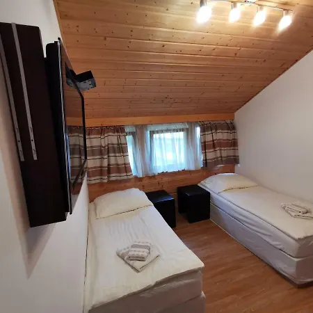 Greenfield Panzio 3* Kisoroszi