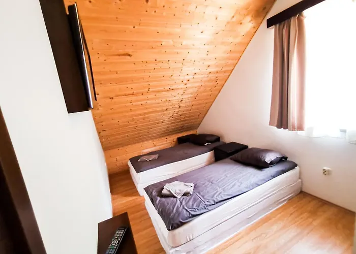 Bed & Breakfast Greenfield Panzio Kisoroszi