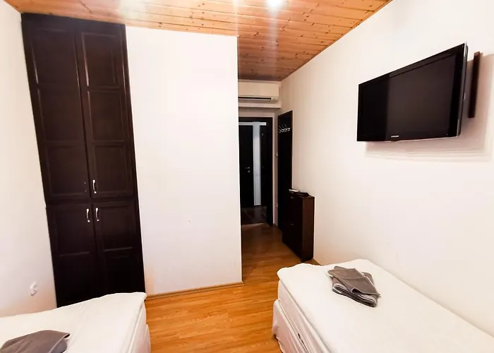 Greenfield Panzio Bed & Breakfast 3*